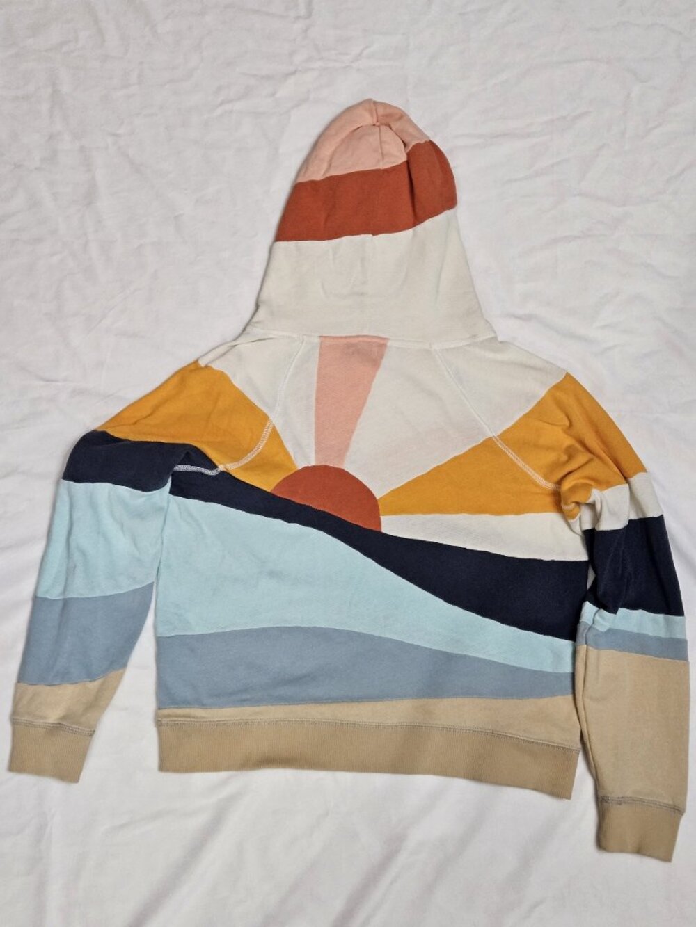 Faherty Sun & Waves Graphic Pullover Hoodie, Coastal Casual - Size Medium